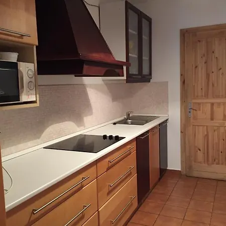 Levendula Vendeghaz Guest house Tarjan